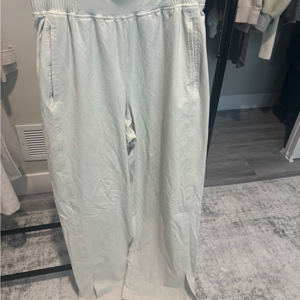 Lululemon Athletica High Rise Trouser Sweatpants